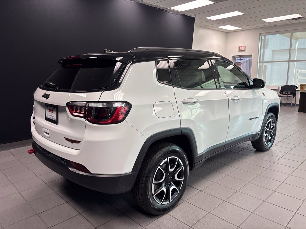 Used 2024 Jeep Compass Trailhawk SUV