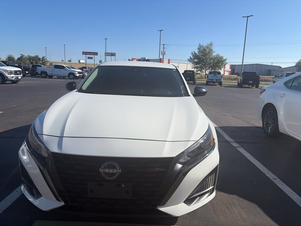 Used 2023 Nissan Altima 2.5 SR Sedan