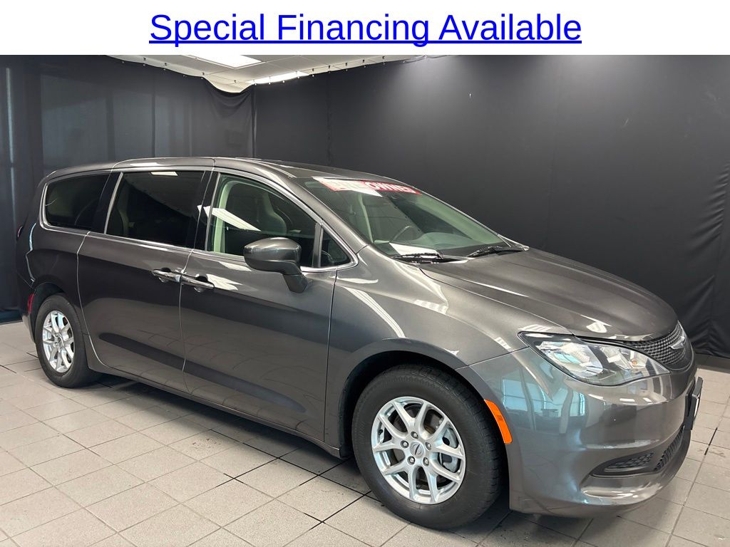 2023 Chrysler Voyager