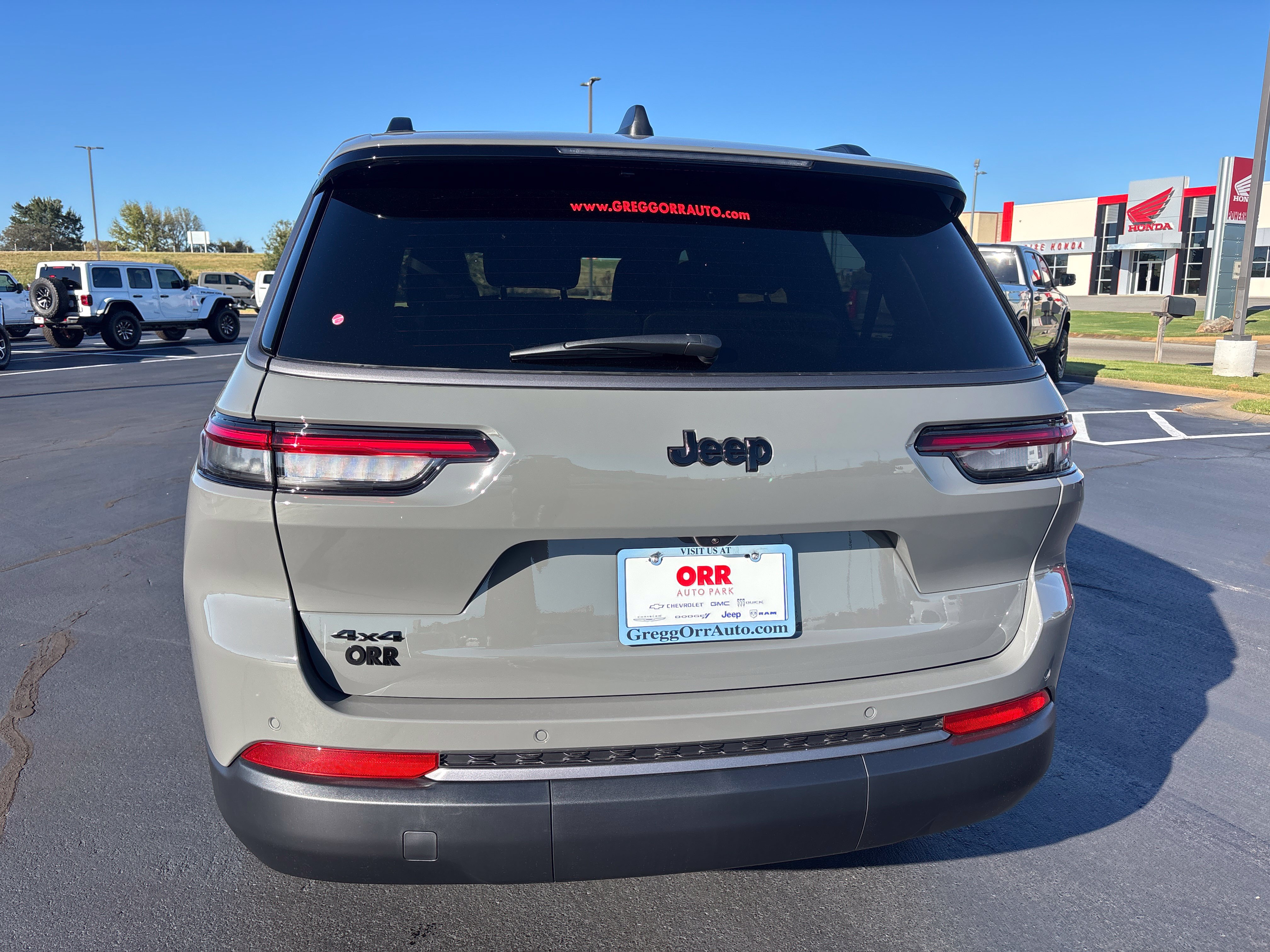 New 2027 Jeep Grand Cherokee L LAREDO ALTITUDE 4X4 Sport Utility