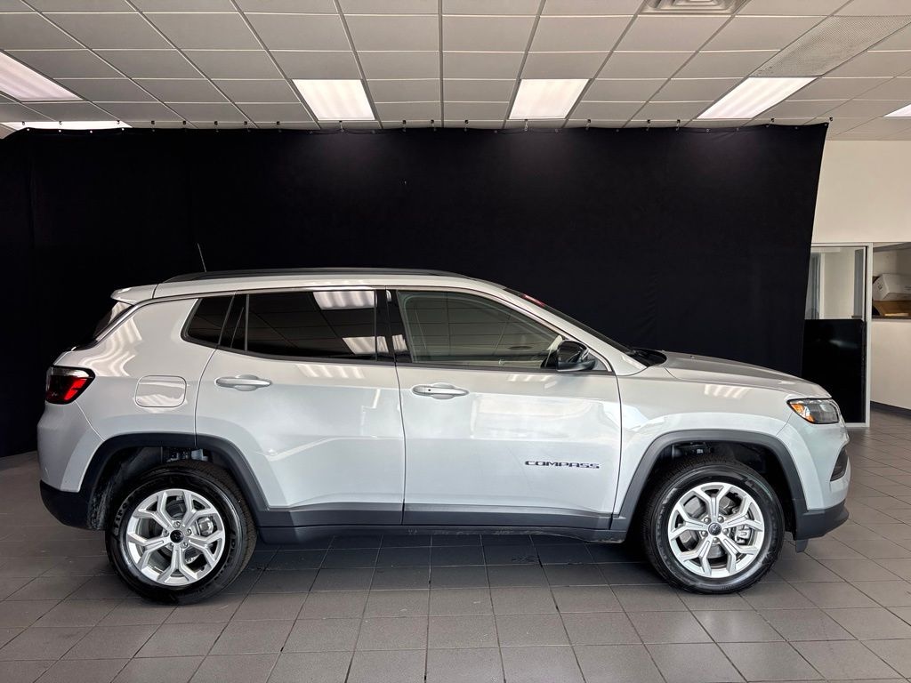 Used 2026 Jeep Compass Latitude SUV
