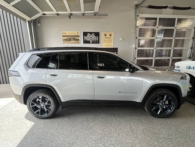 2026 Jeep Cherokee Sport Utility 