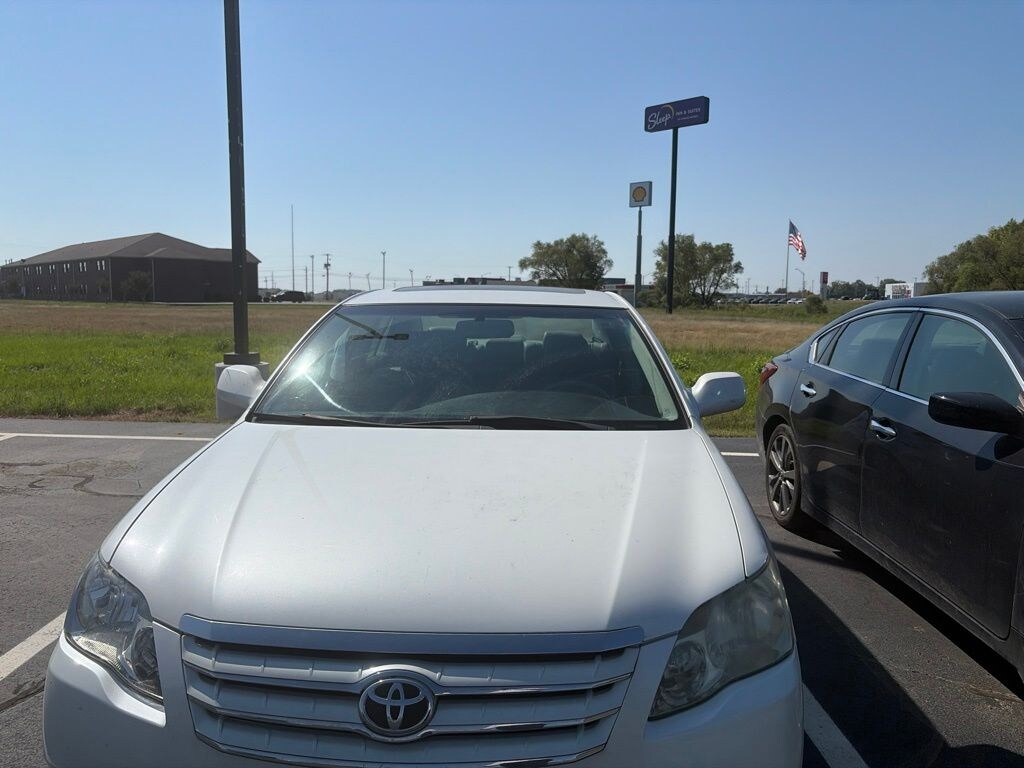 Used 2006 Toyota Avalon XLS Sedan