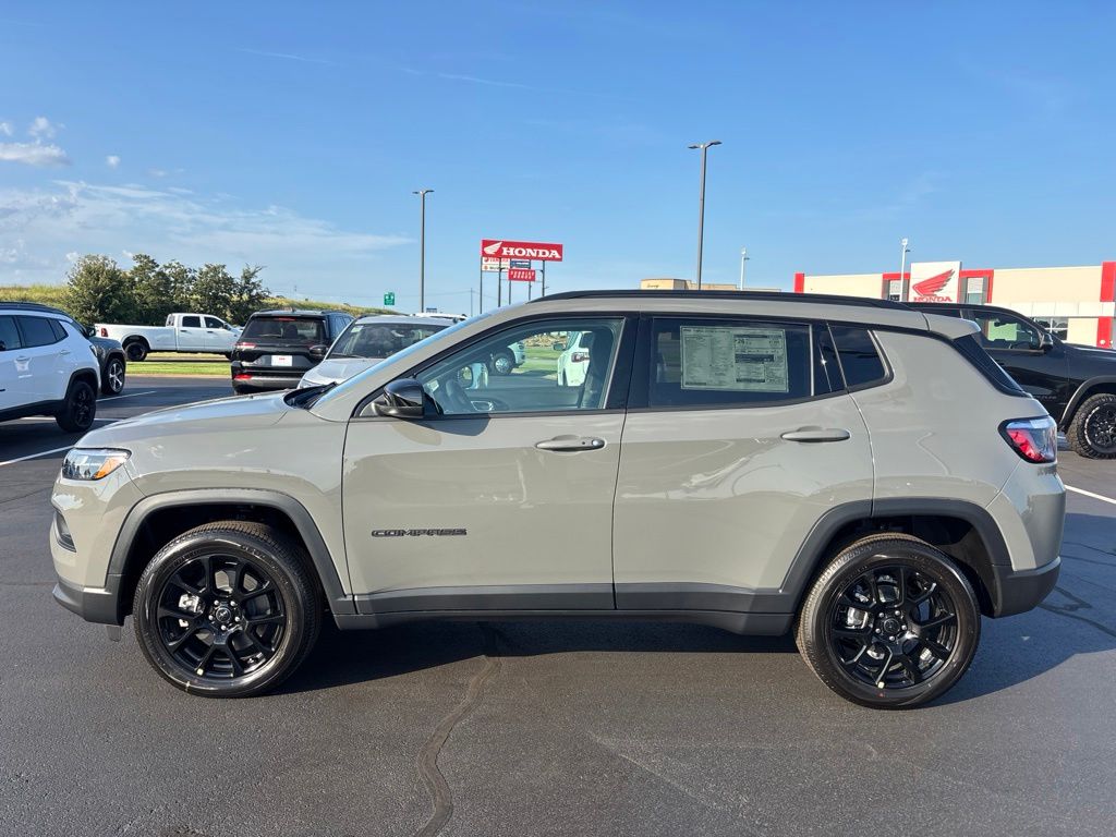 New 2026 Jeep Compass LATITUDE ALTITUDE 4X4 Sport Utility