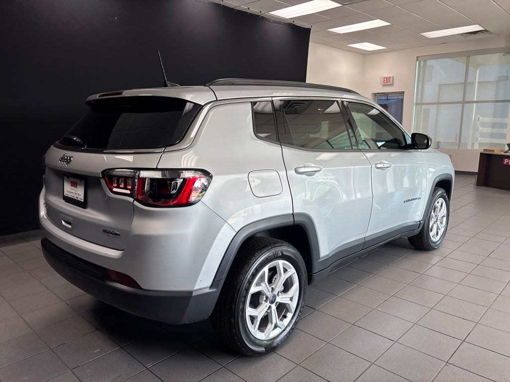 Used 2026 Jeep Compass Latitude SUV