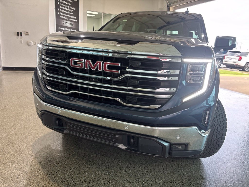 Used 2022 GMC Sierra 1500 SLT Truck Crew Cab
