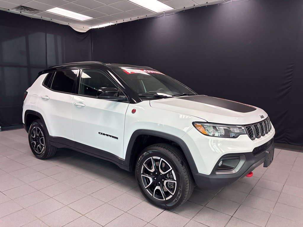 Used 2024 Jeep Compass Trailhawk SUV
