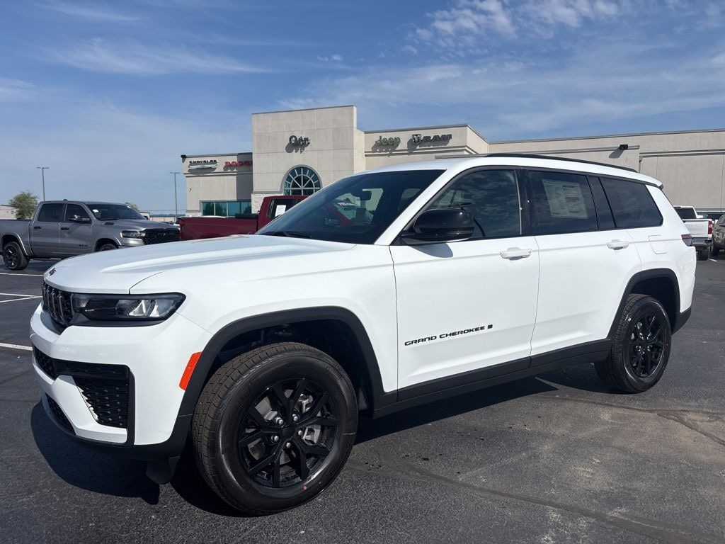 New 2026 Jeep Grand Cherokee L LAREDO ALTITUDE 4X4 Sport Utility