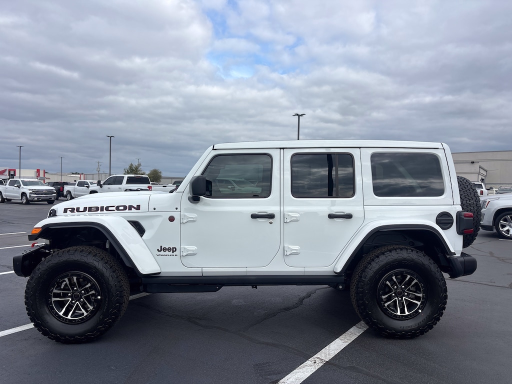 New 2026 Jeep Wrangler 4-DOOR RUBICON X Sport Utility