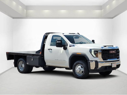 2026 GMC Sierra 3500 HD Chassis Cab Pro Truck