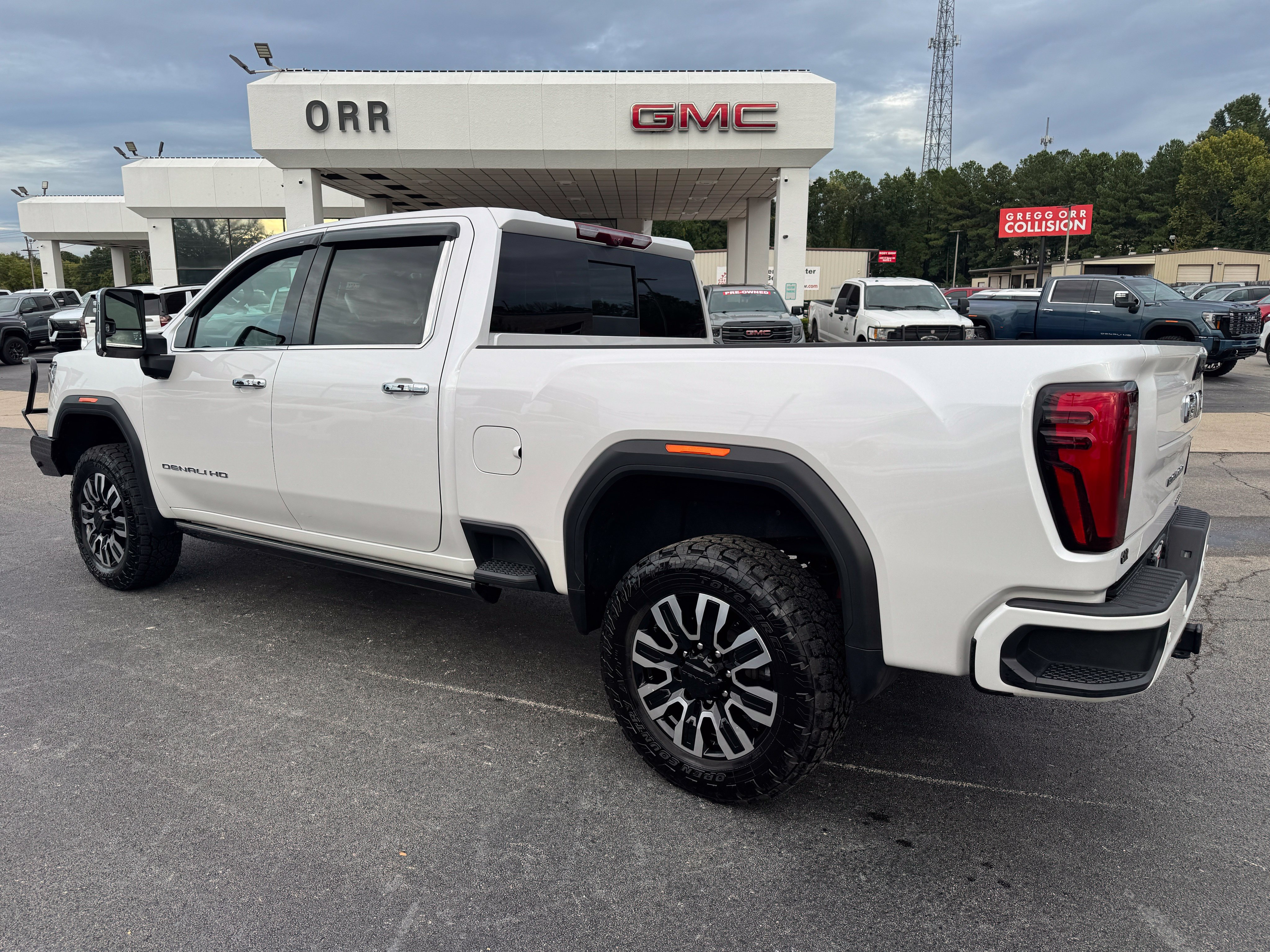 Used 2024 GMC Sierra 2500 HD Denali Ultimate Truck