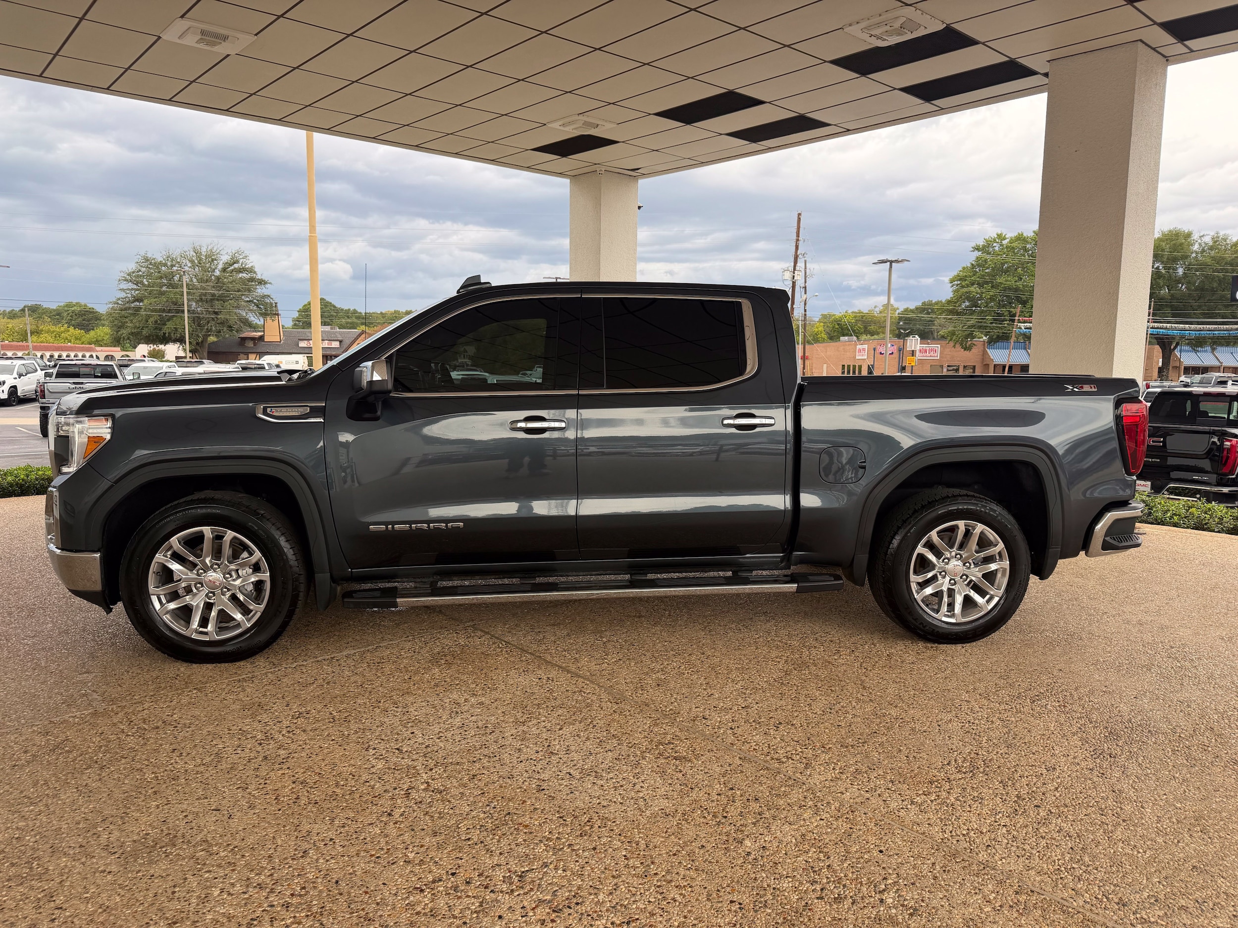 2021 GMC Sierra 1500 SLT