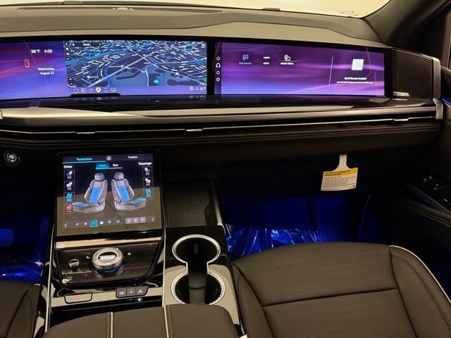 2026 Cadillac Escalade Sport - Photo 32