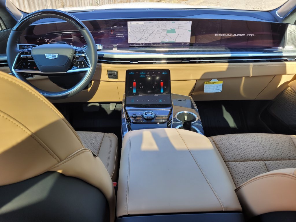 2026 Cadillac Escalade IQL Premium Sport - Photo 10
