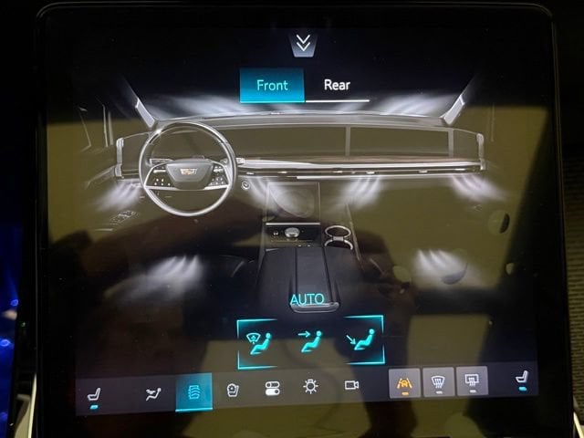 2026 Cadillac Escalade Sport - Photo 39