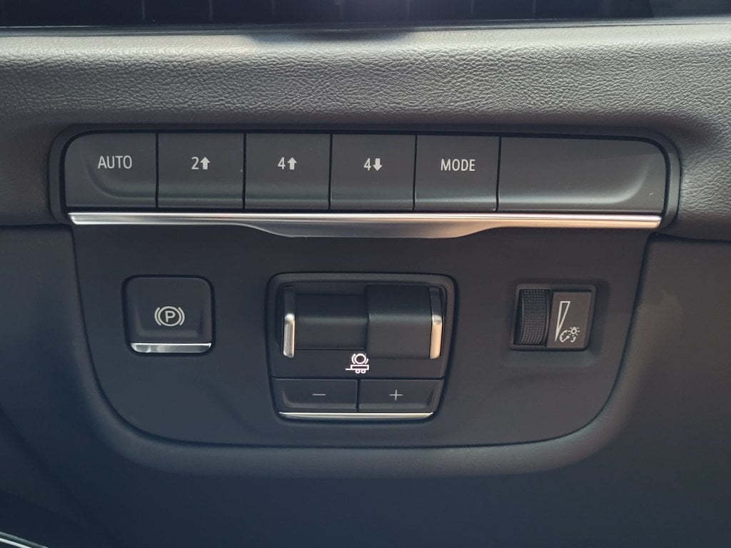 2026 Cadillac Escalade Sport - Photo 17