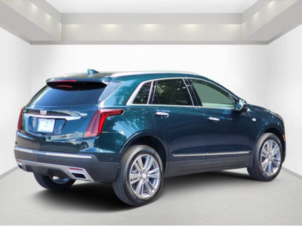 New 2026 CADILLAC XT5 Premium Luxury SUV