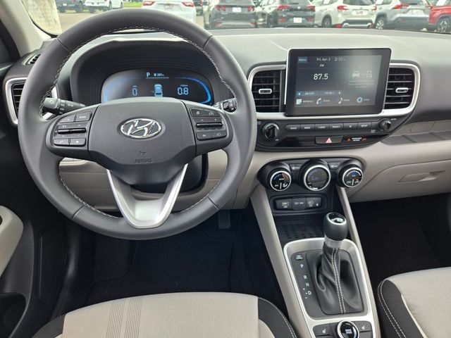 2026 Hyundai Venue SEL - Photo 13