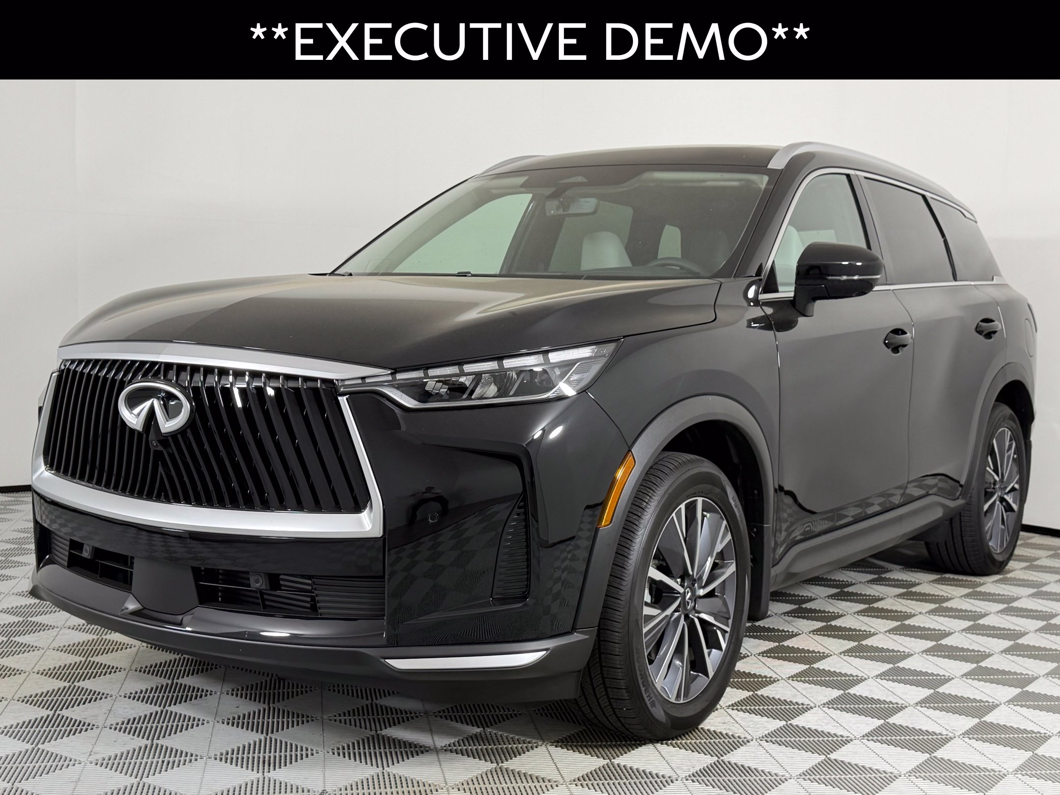 Certified 2026 INFINITI QX60 Luxe SUV