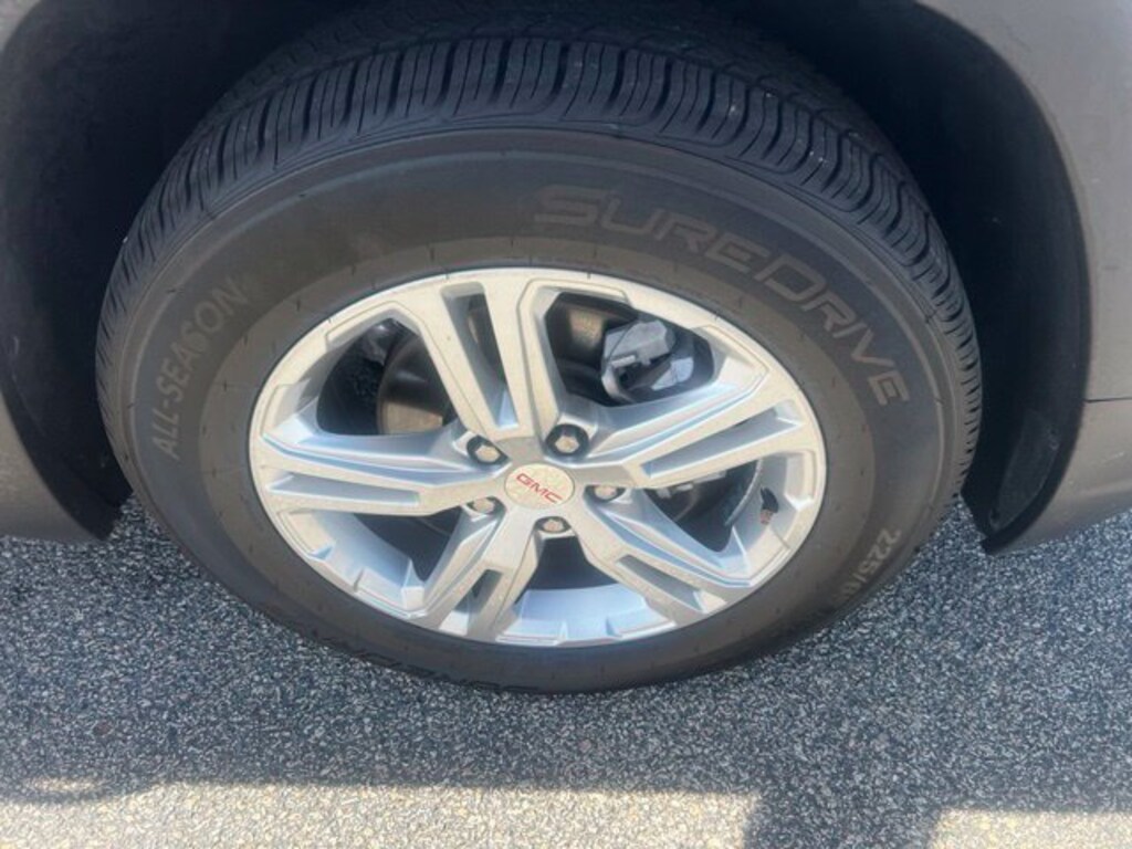 Used 2024 GMC Terrain SLE SUV