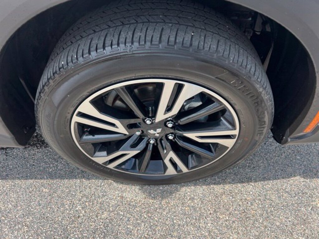 Used 2025 Mitsubishi Eclipse Cross SE