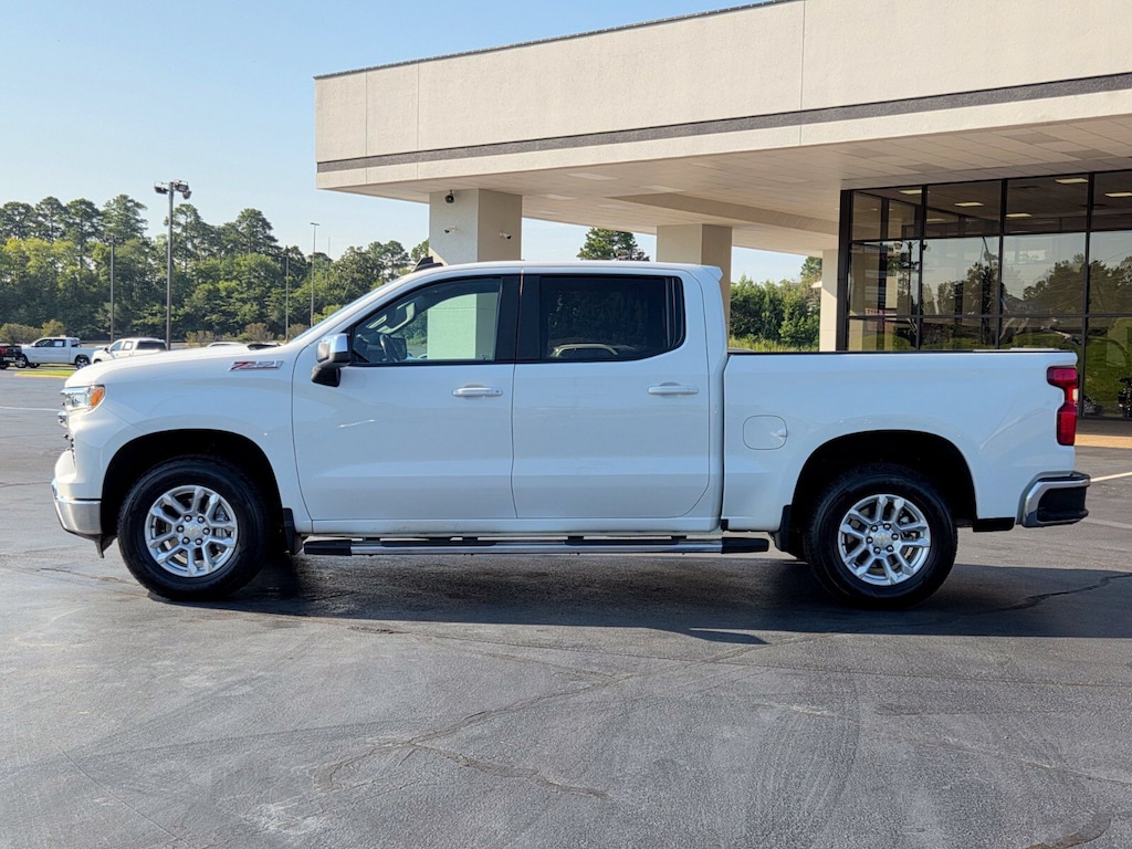 Used 2025 Chevrolet Silverado 1500 LT Truck