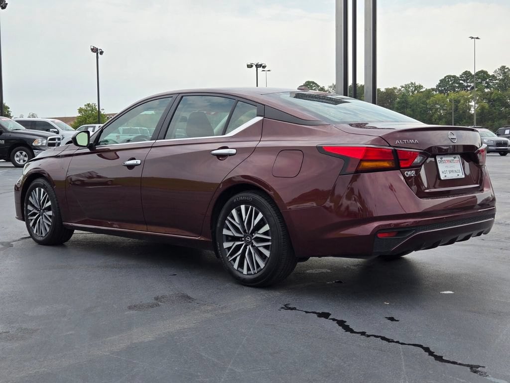 Used 2025 Nissan Altima SV