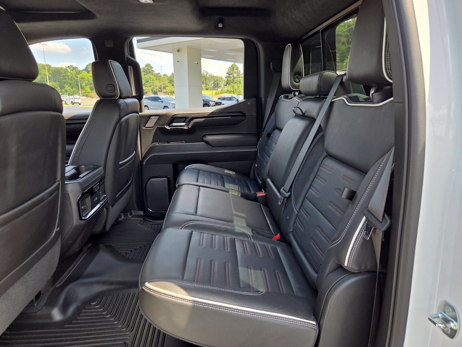 2023 GMC Sierra 1500 AT4X - Photo 13
