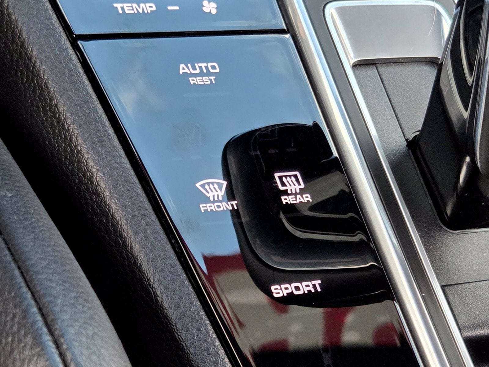 2022 Porsche Cayenne Base - Photo 25