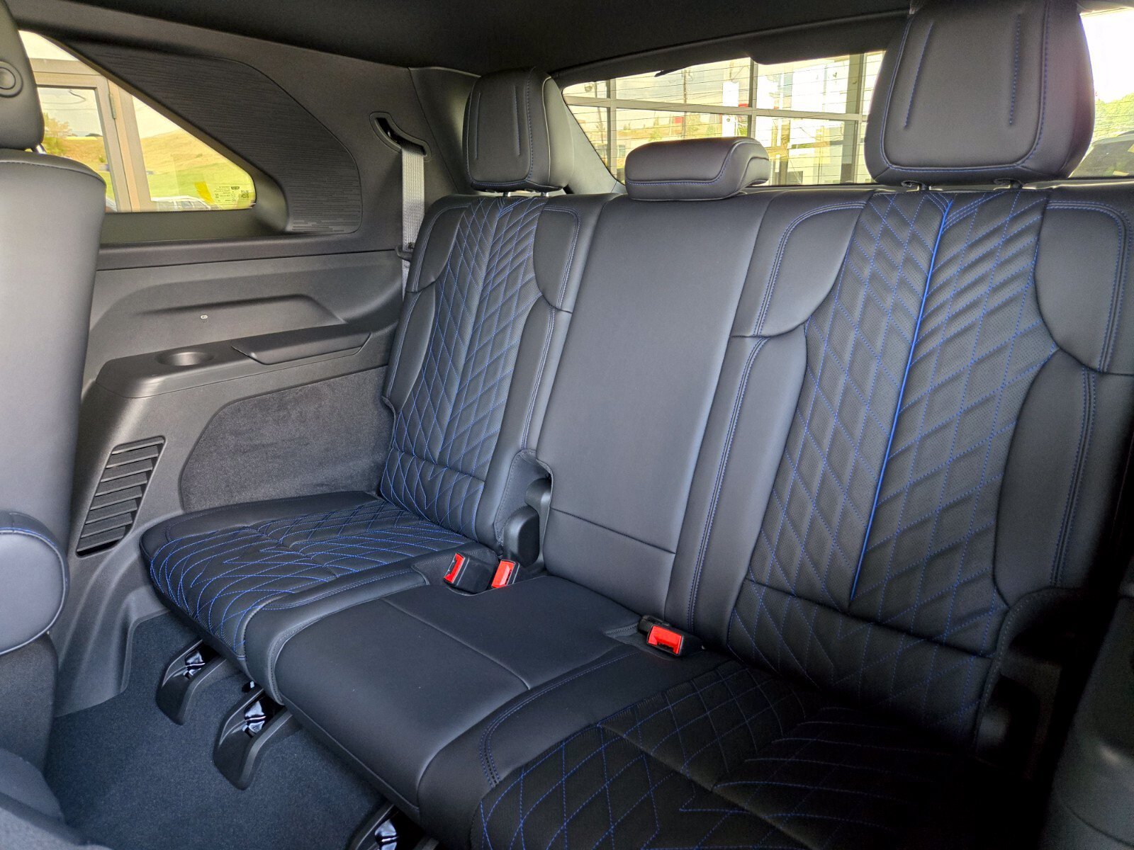 2026 Cadillac Escalade IQ Sport - Photo 13