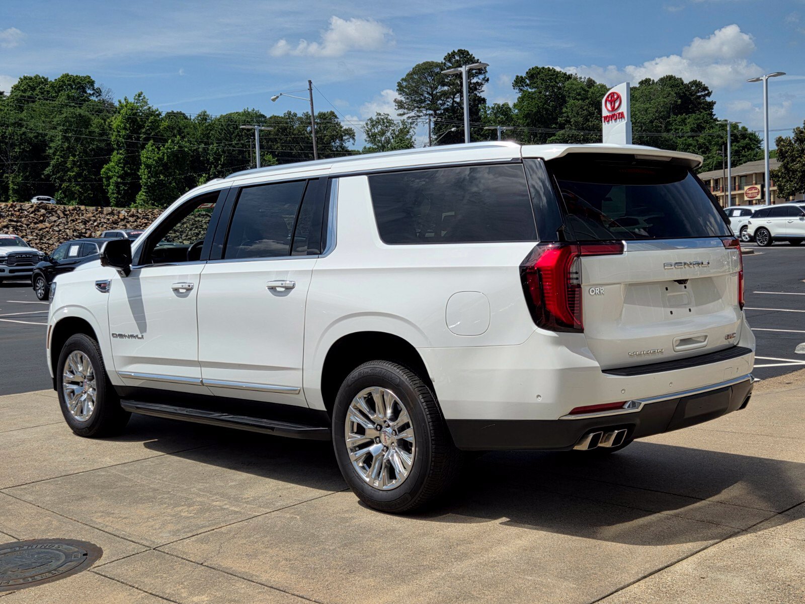 Used 2025 GMC Yukon XL Denali SUV