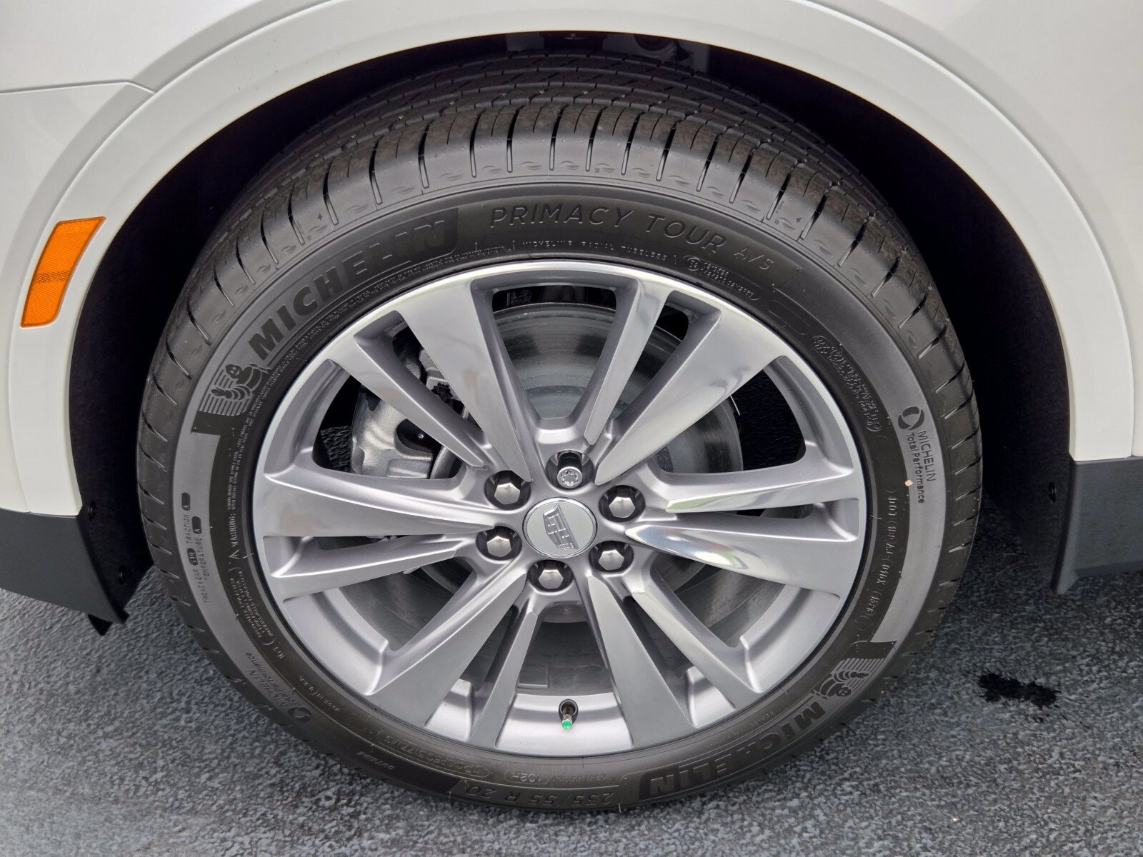 2026 Cadillac XT5 Premium Luxury - Photo 6