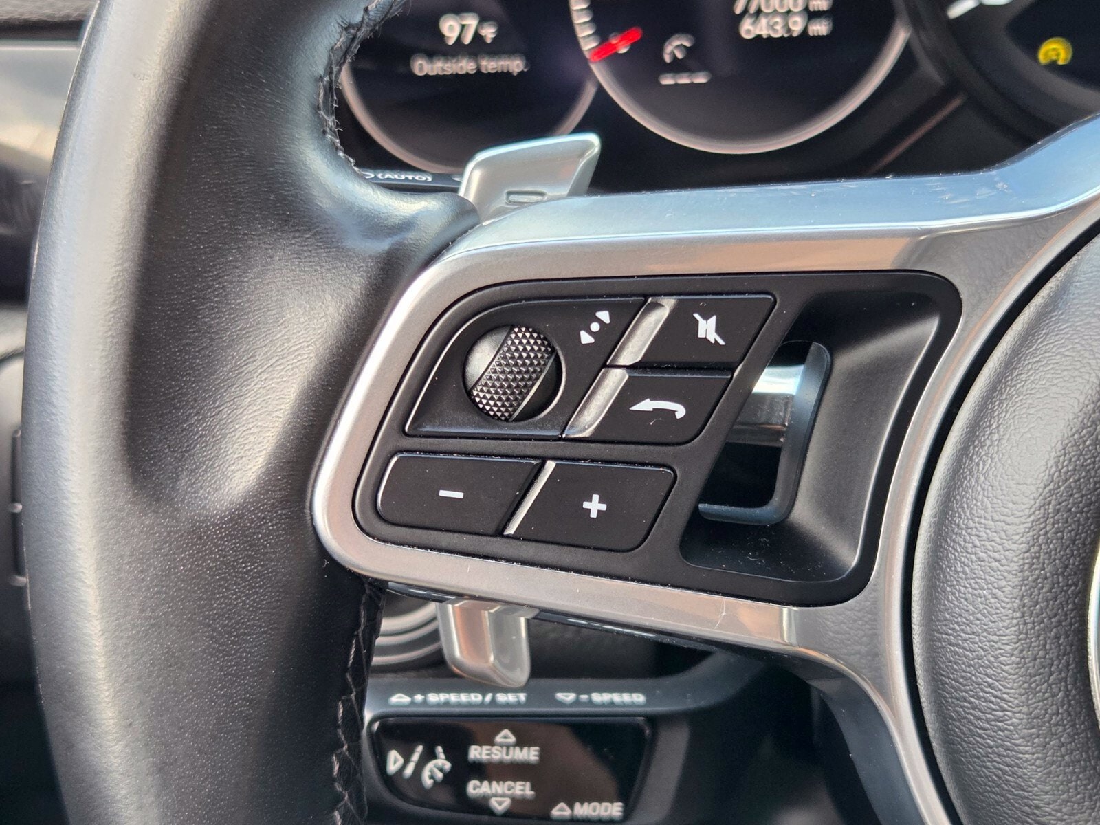 2022 Porsche Cayenne Base - Photo 31