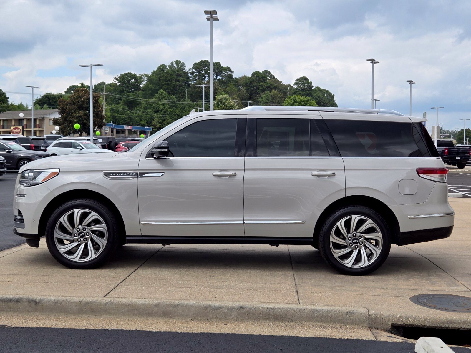 Used 2023 Lincoln Navigator Reserve