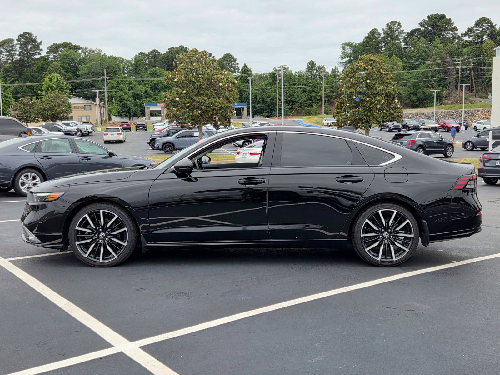 Used 2024 Honda Accord Hybrid Touring