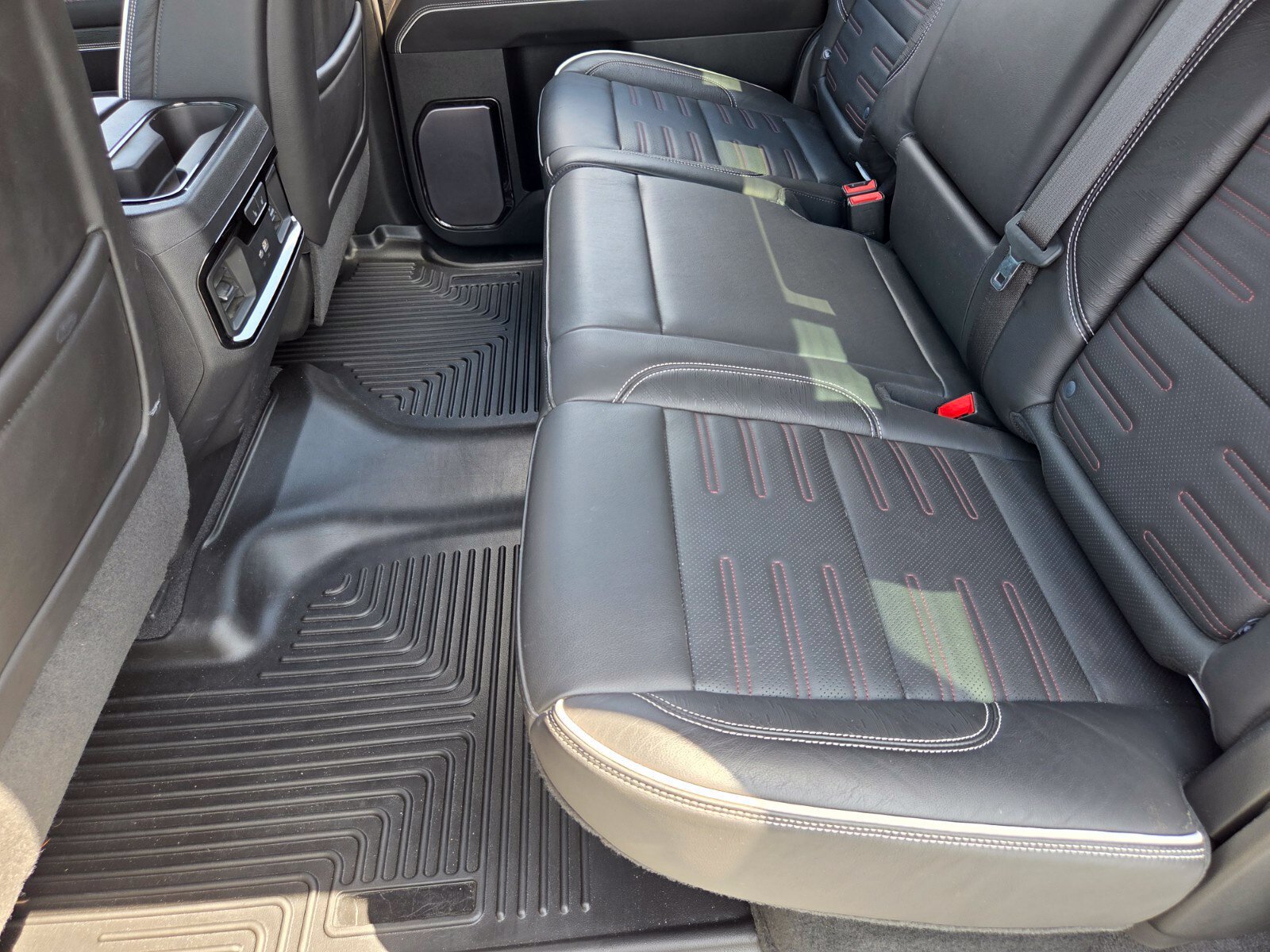 2023 GMC Sierra 1500 AT4X - Photo 14