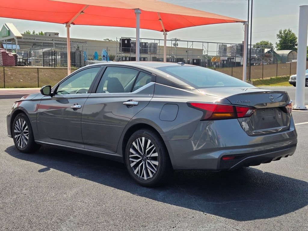Used 2025 Nissan Altima SV