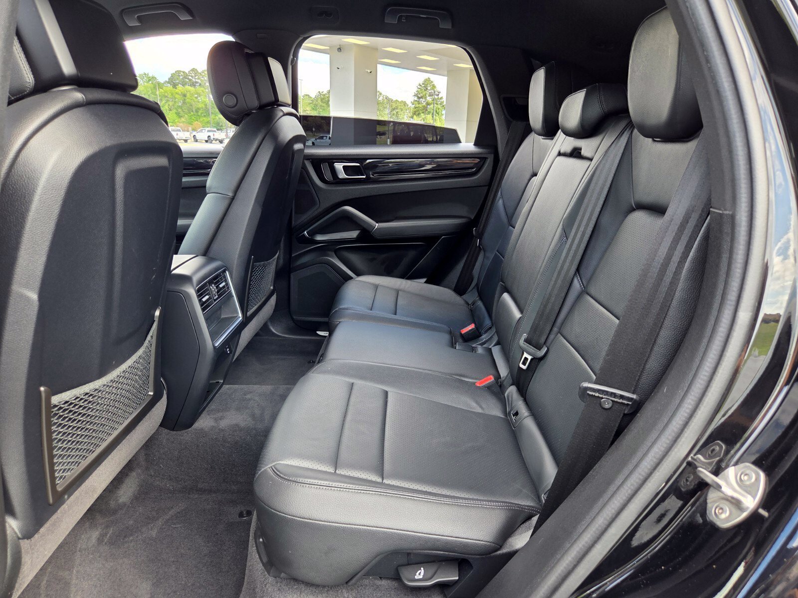 2022 Porsche Cayenne Base - Photo 11