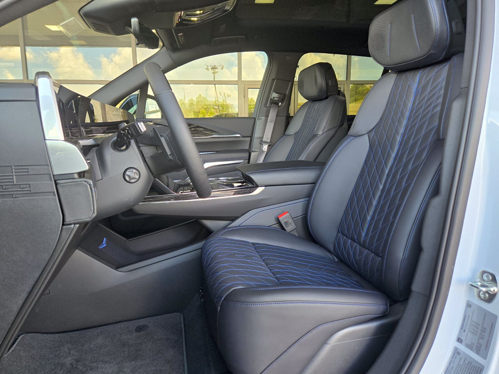 2026 Cadillac Escalade IQ Sport - Photo 7