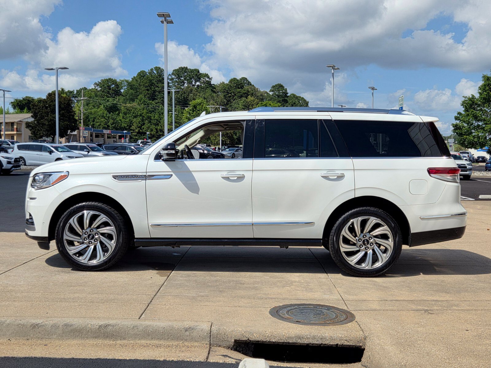 Used 2023 Lincoln Navigator Reserve