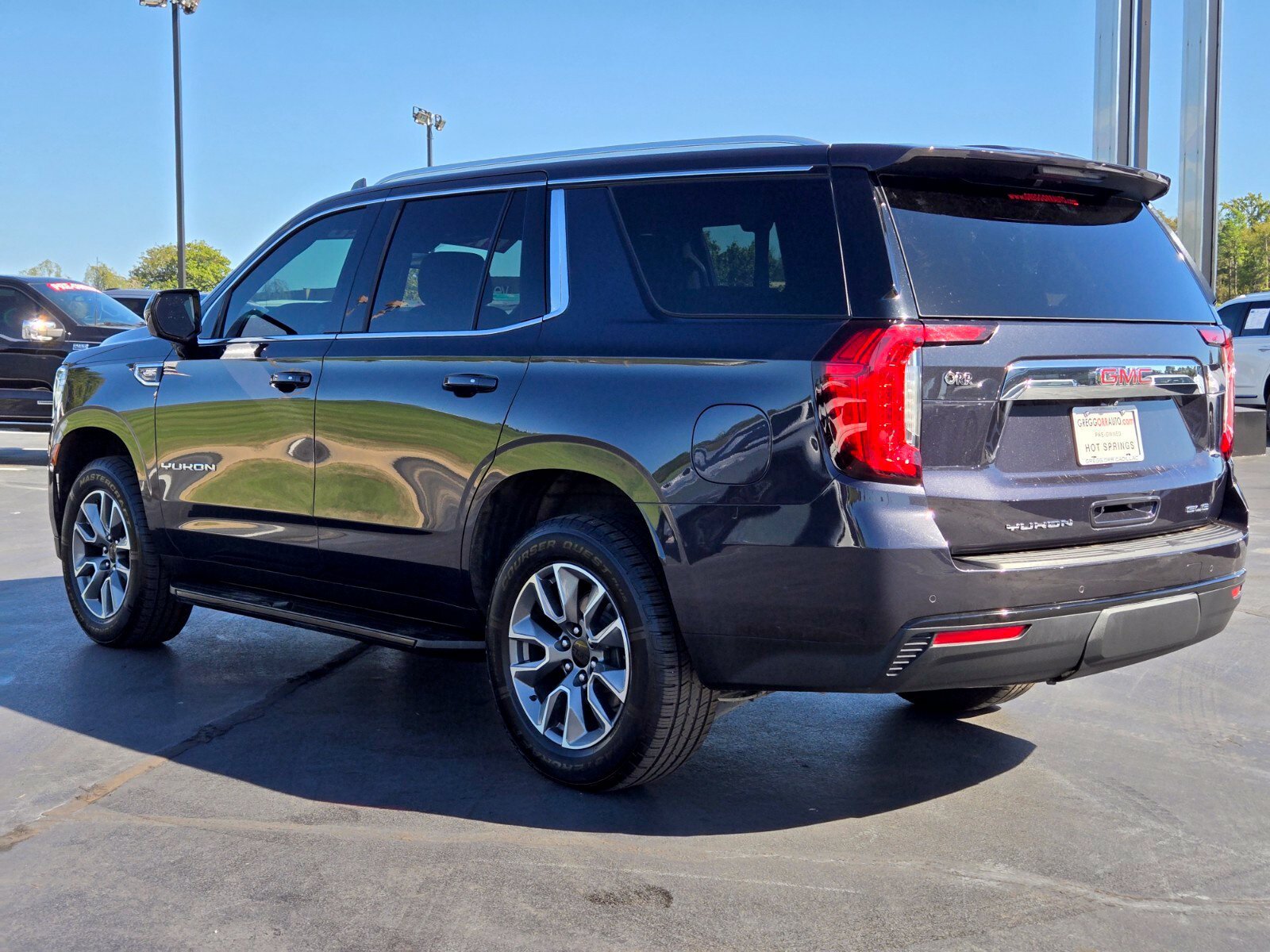 Used 2023 GMC Yukon SLE SUV