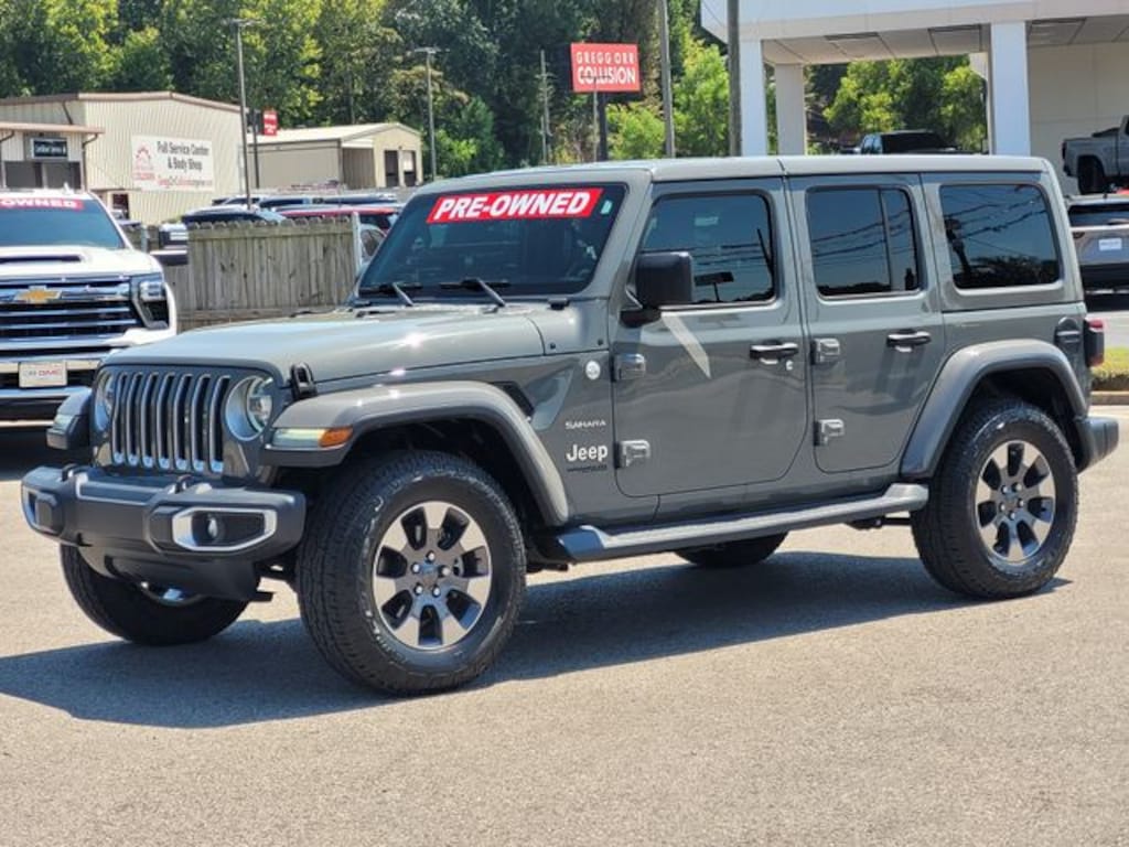 Used 2018 Jeep Wrangler Unlimited Sahara SUV