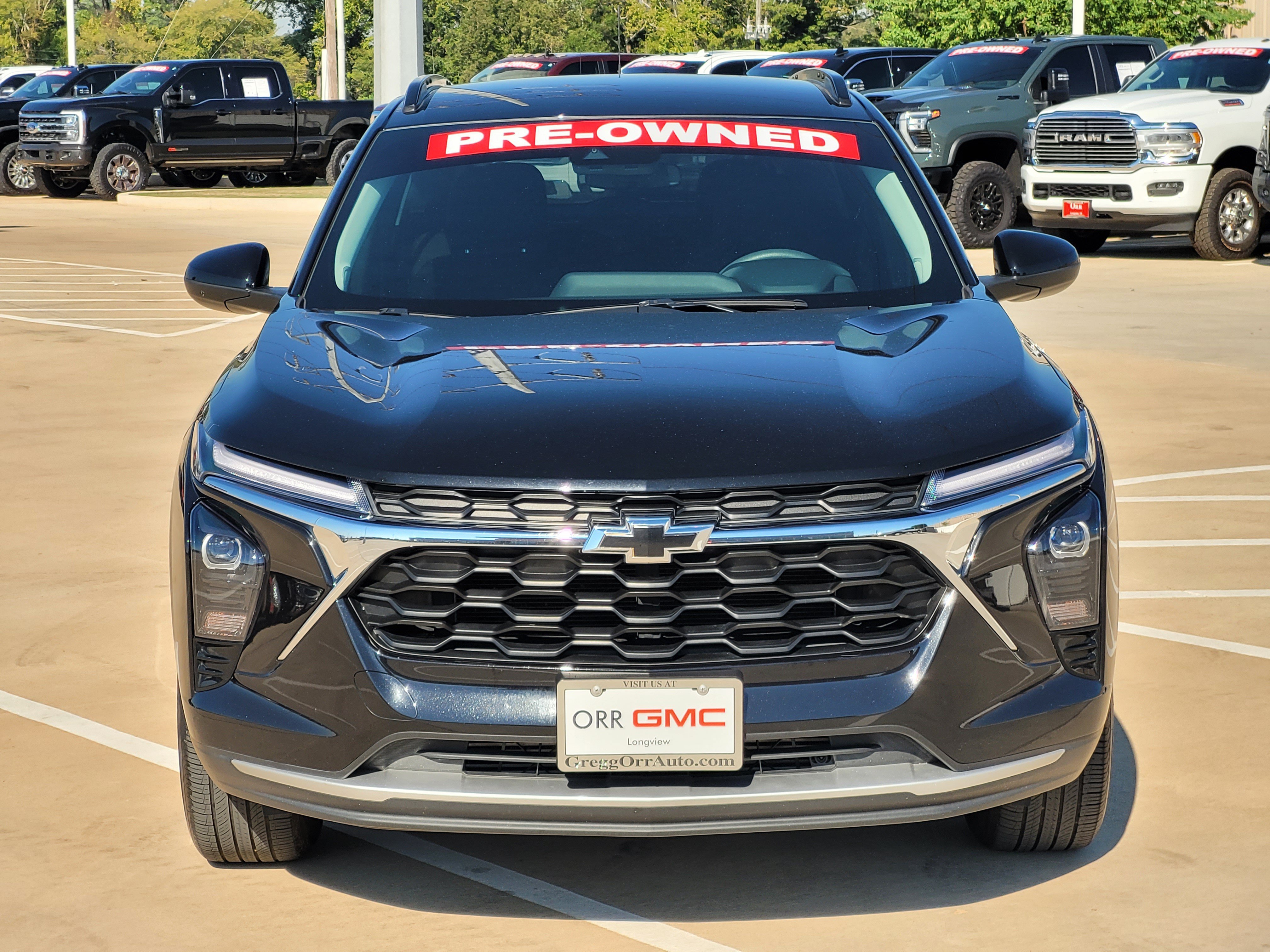 Used 2025 Chevrolet Trax LT SUV