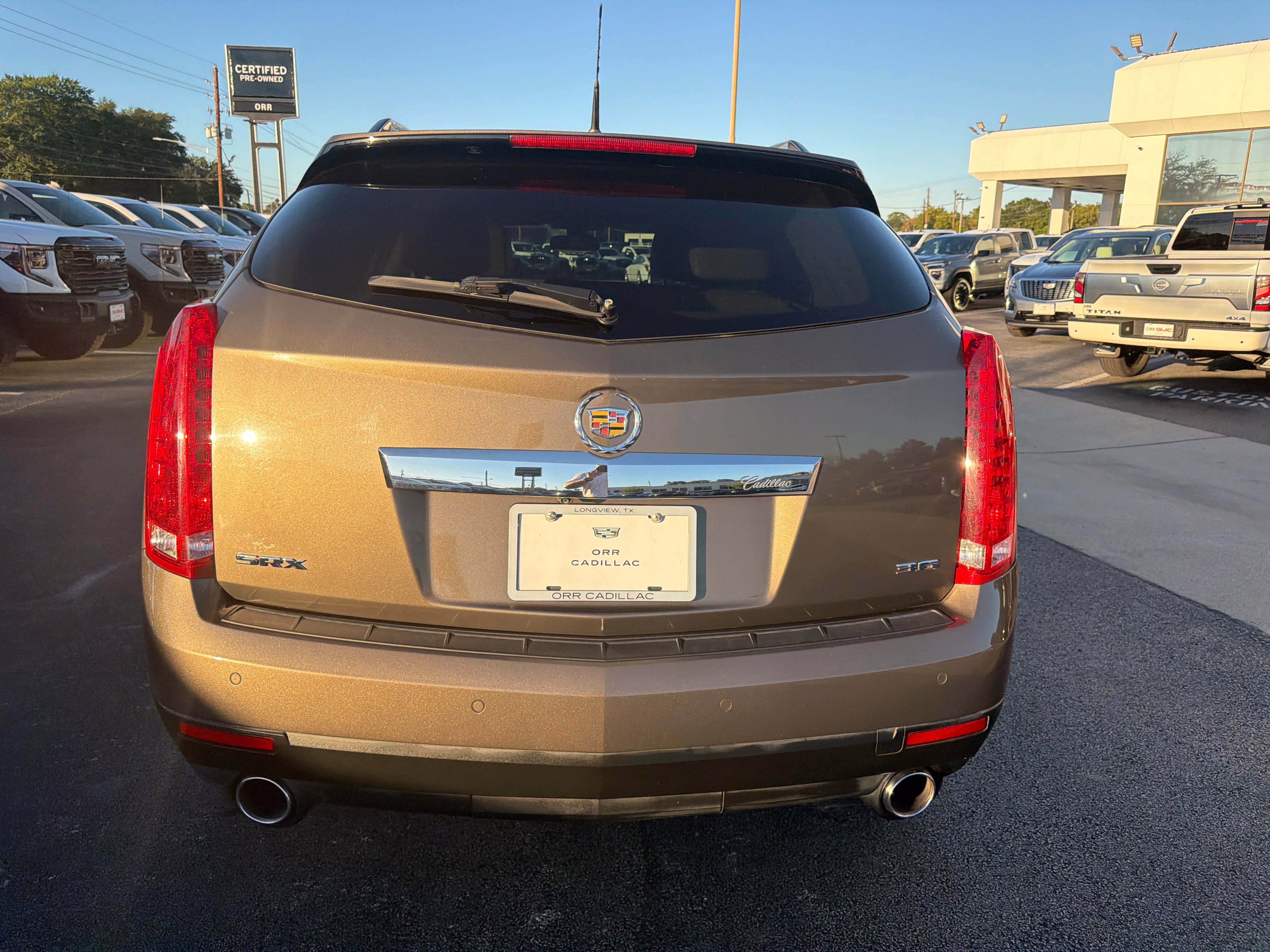 Used 2014 CADILLAC SRX Luxury SUV
