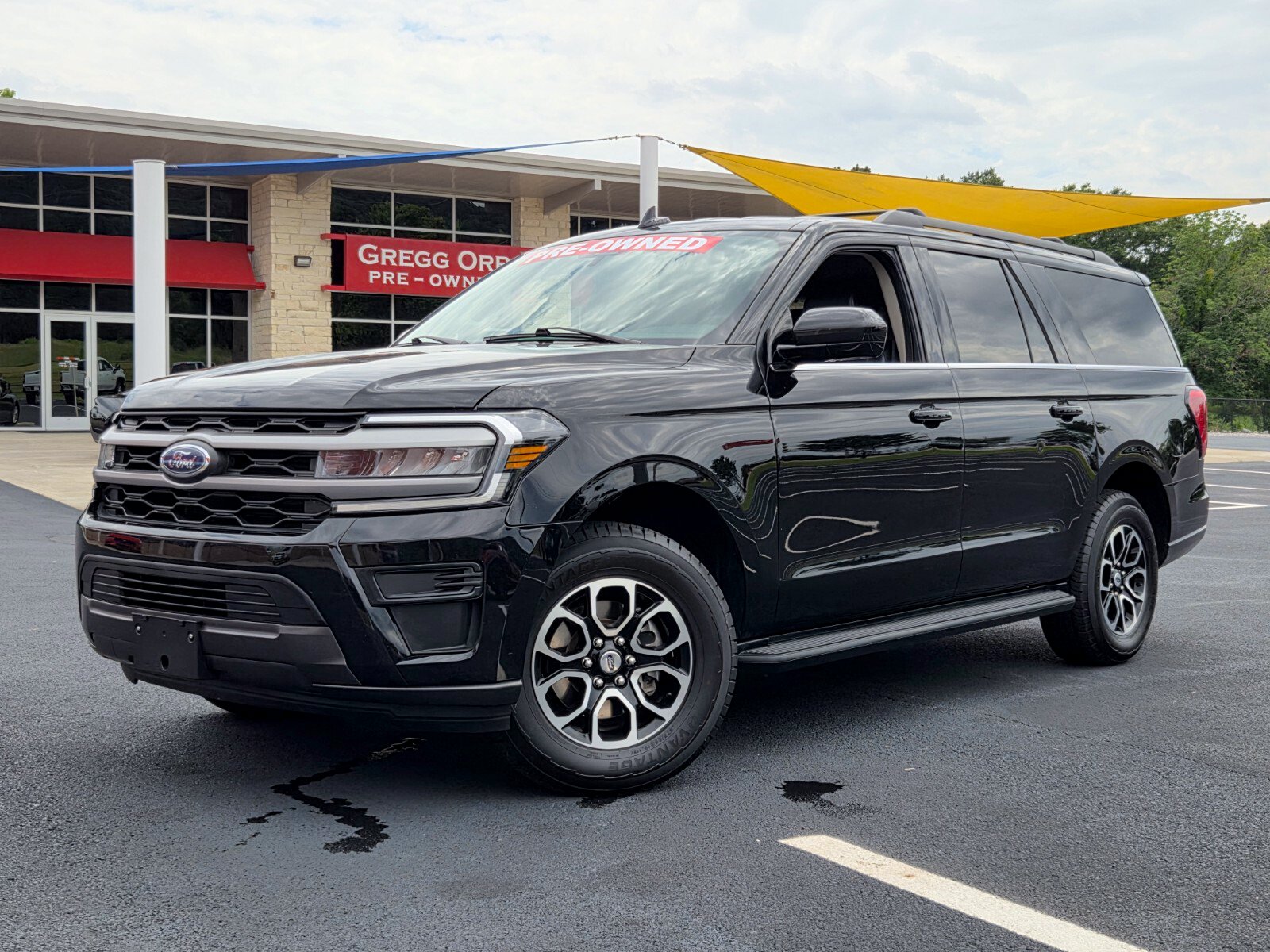 Used 2024 Ford Expedition Max XLT SUV