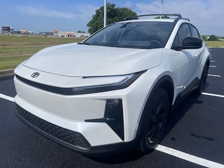 2026 Toyota C-HR SE SUV