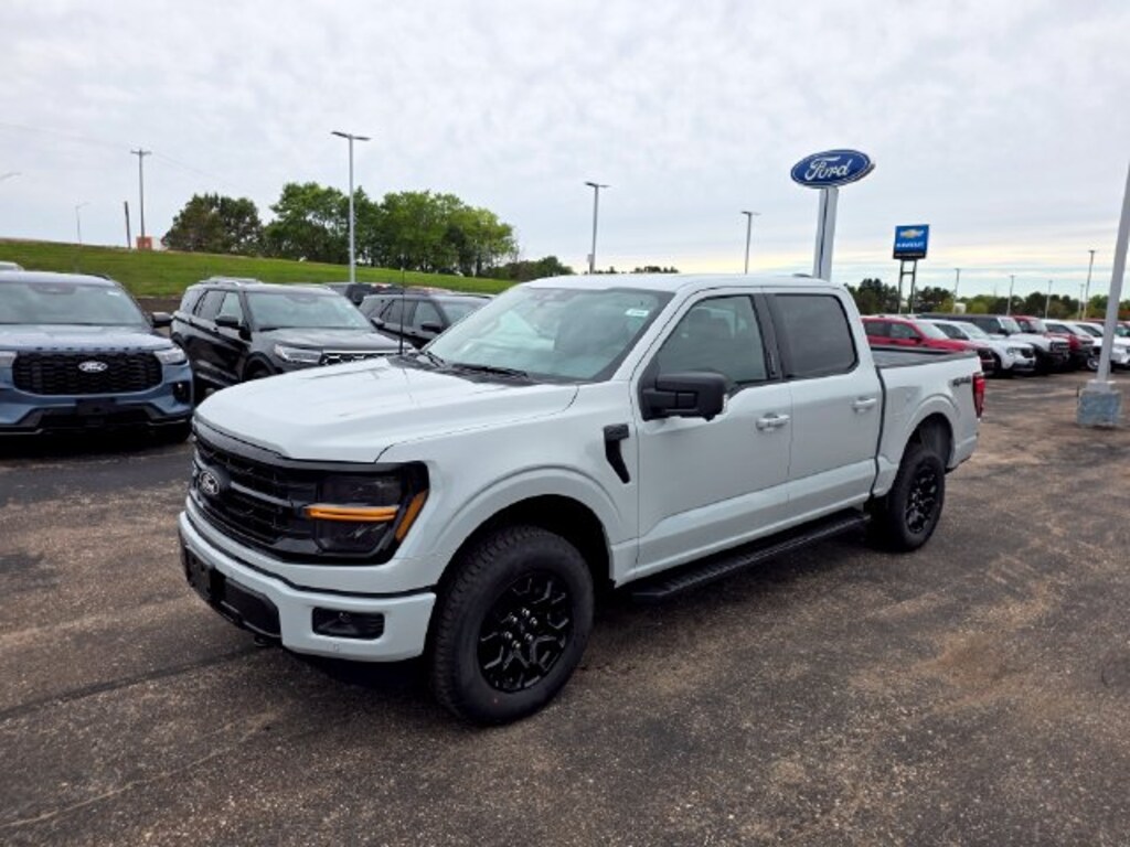 New 2026 Ford F-150 XLT Truck SuperCrew Cab