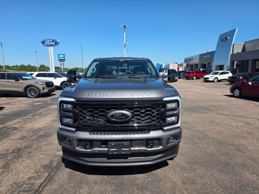 New 2026 Ford F-350SD Lariat Truck