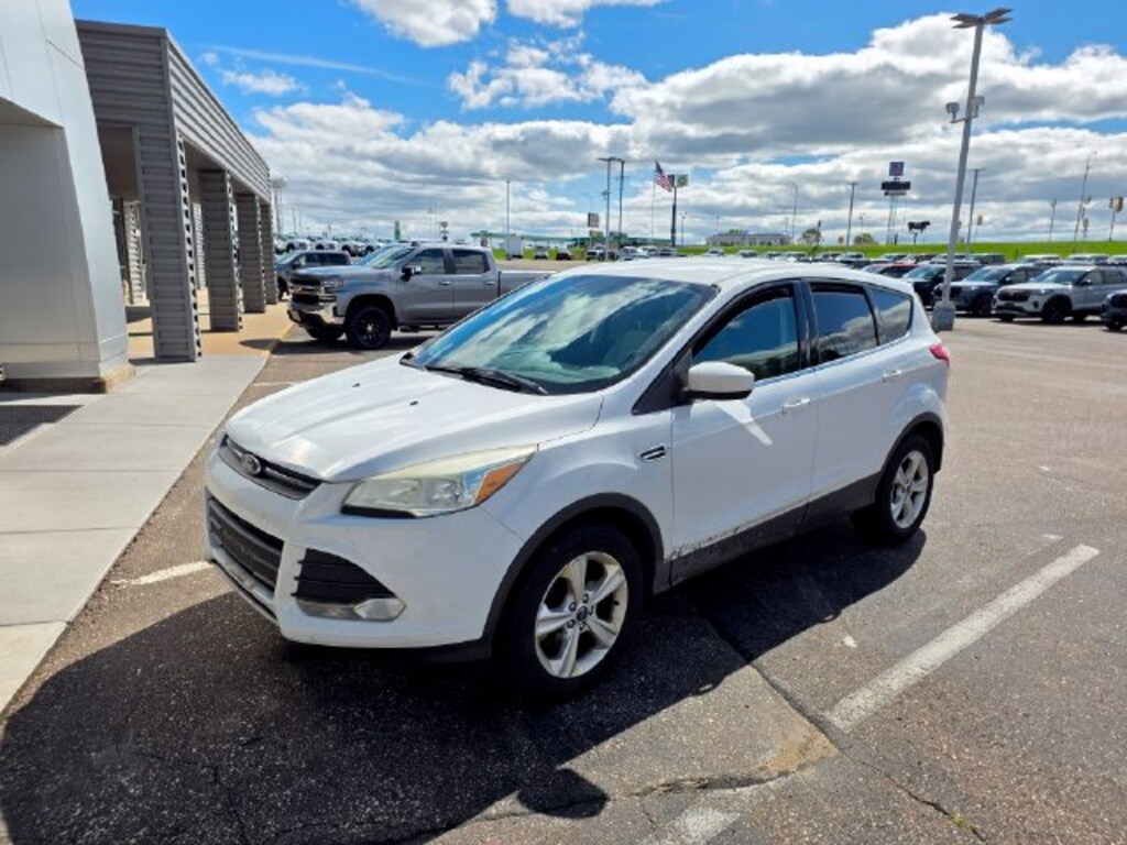 Used 2015 Ford Escape SE SUV