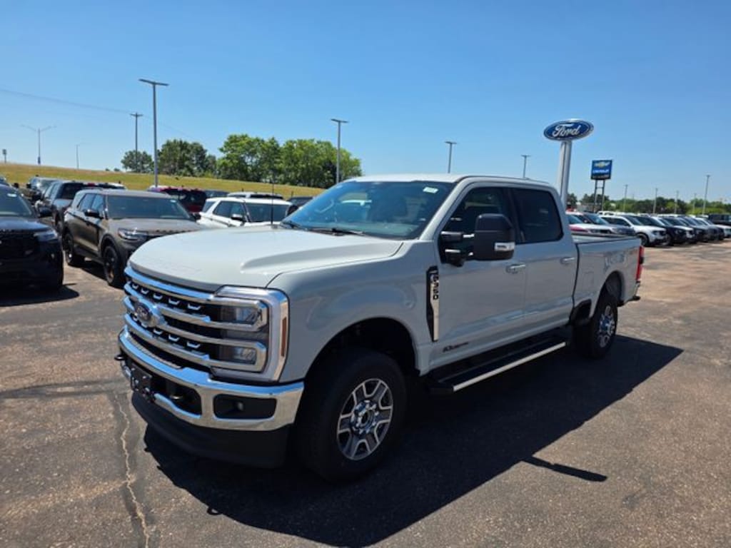 New 2026 Ford F-350SD Lariat Truck